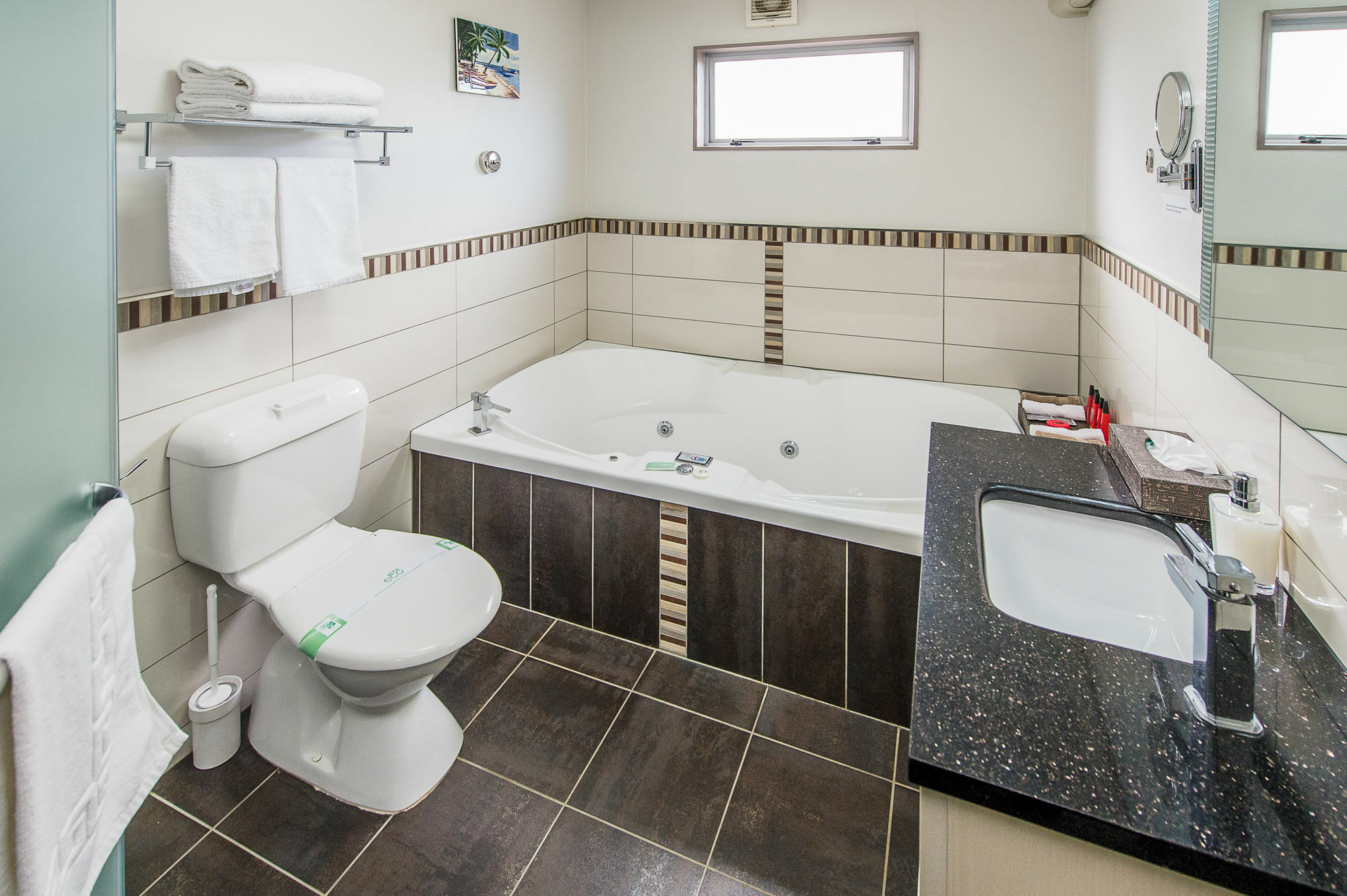 Motel 151 On London & Conference Centre 4*