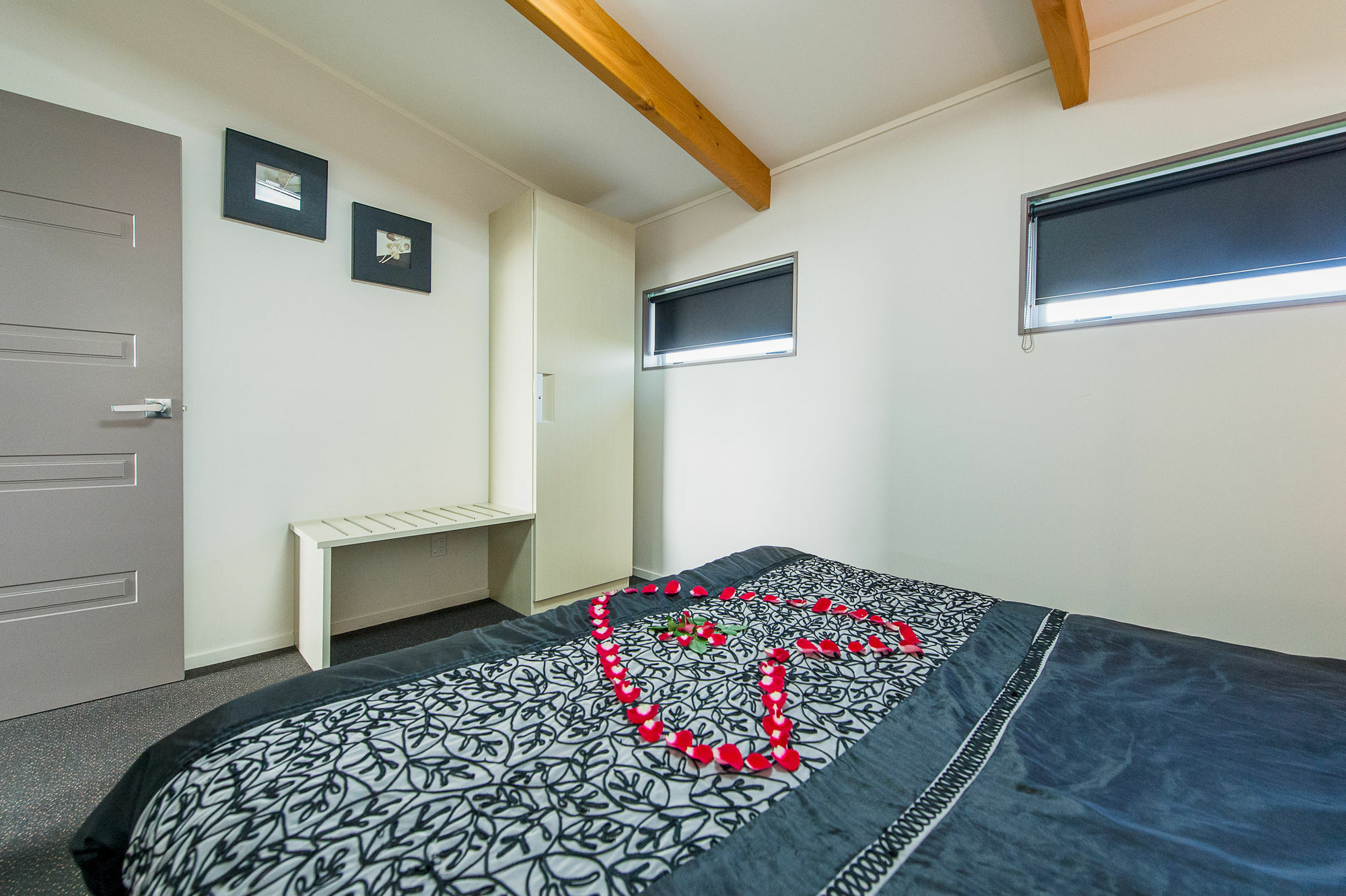 151 On London & Conference Centre Motel